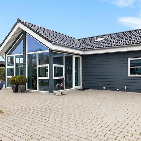 Arnulfuer - 100m From The Sea By Interhome Holiday home *